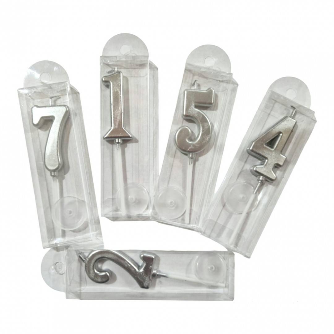 lumanare tort argintie, 4.5 cm, cifra 8