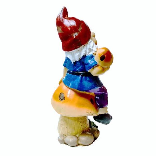 Ornament Din Rasina Pictat Manual , Decoratiune Pentru Gradina, Terasa, Gazon,Pitic Vesel cu ciuperca ,27 cm