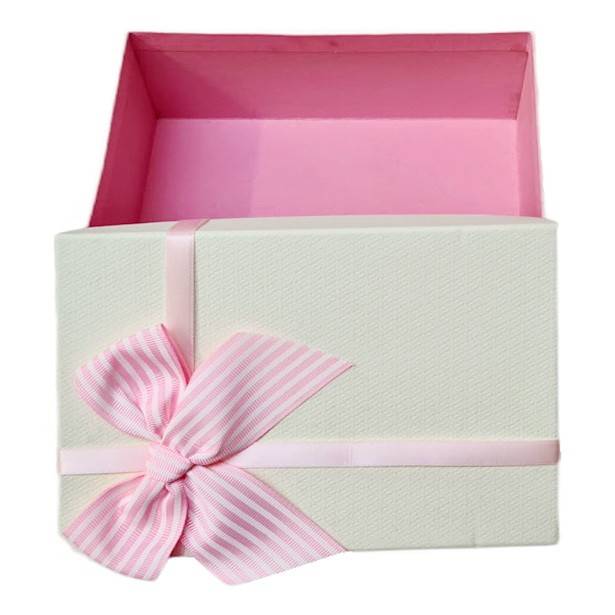 set 3 cutii cadou in forma dreptunghiulara, fundita textila cu dungulite, crem cu capac roz 17.5-22.5 cm