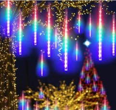instalatie luminoasa multicolora, turturi cu efect de lumina curgatoare, 8 tuburi, 240 LED-uri, lungime 3 m cu posibilitate de prelungire